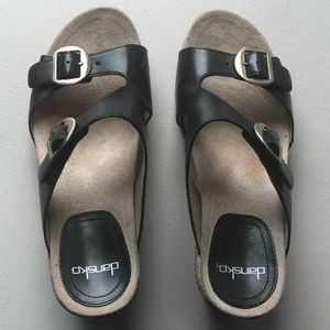 DANSKO SANDLES